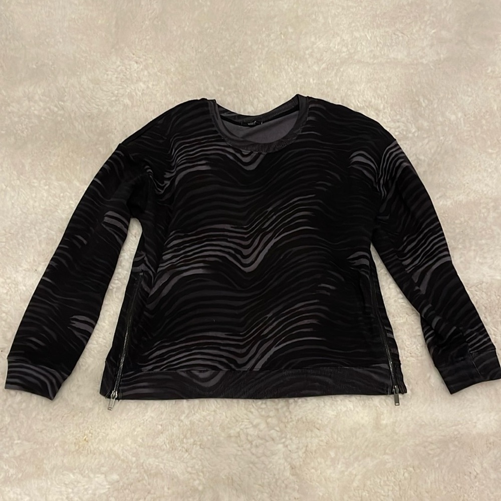 EUC Rails Marlo Sweatshirt Charcoal Watercolor Stripe Medium